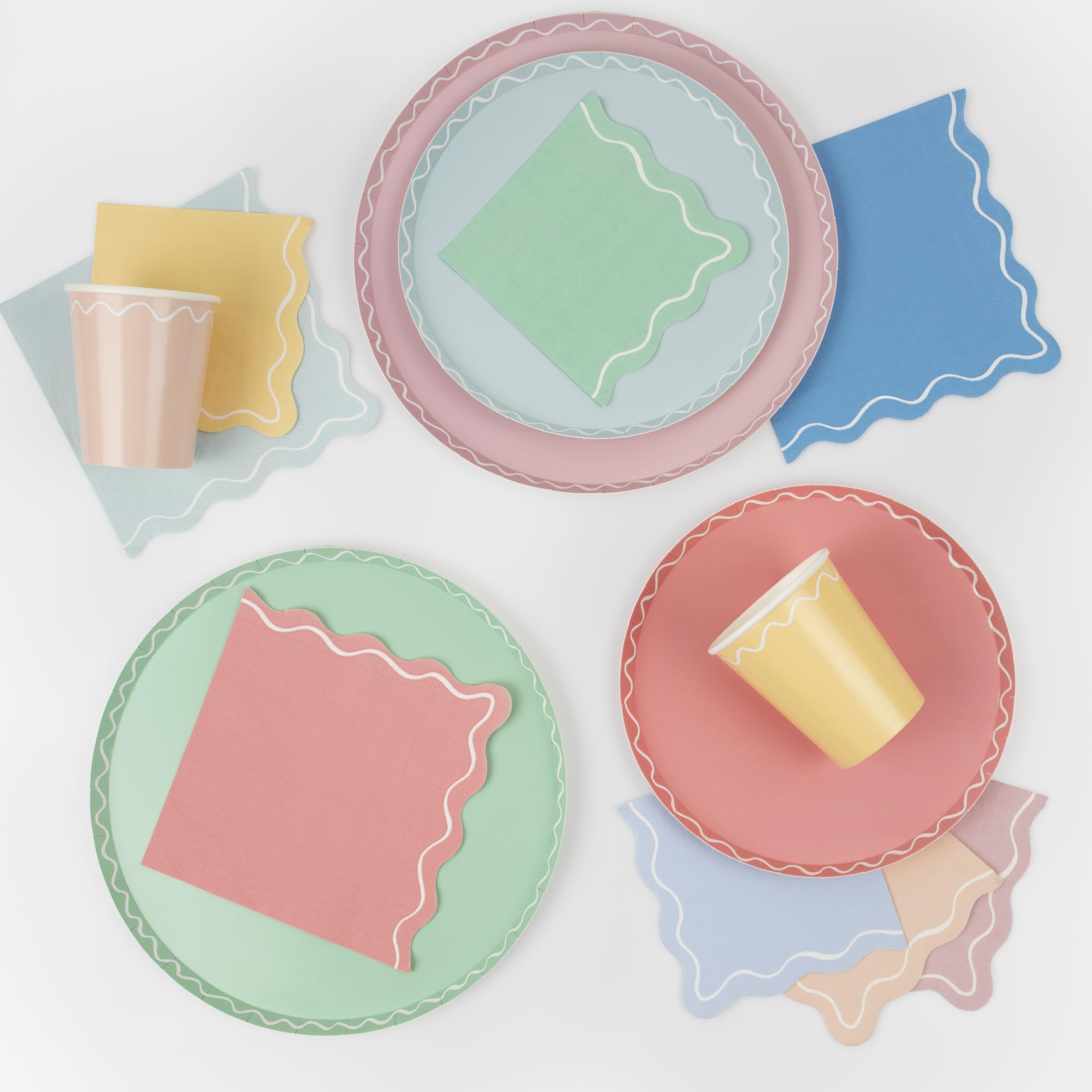 Mixed Wavy Line Dinner Plates