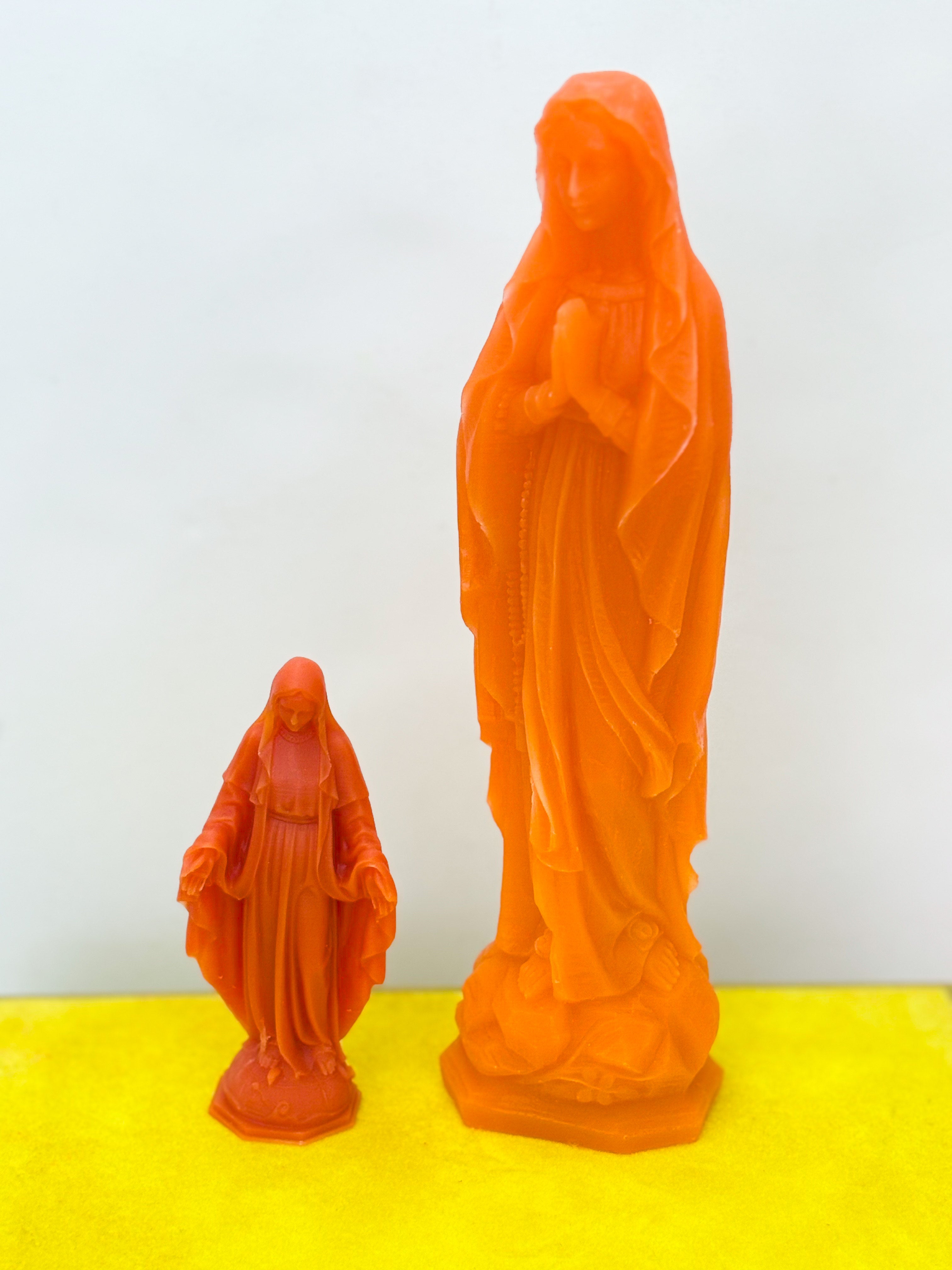 Matte Petite Mary Statue