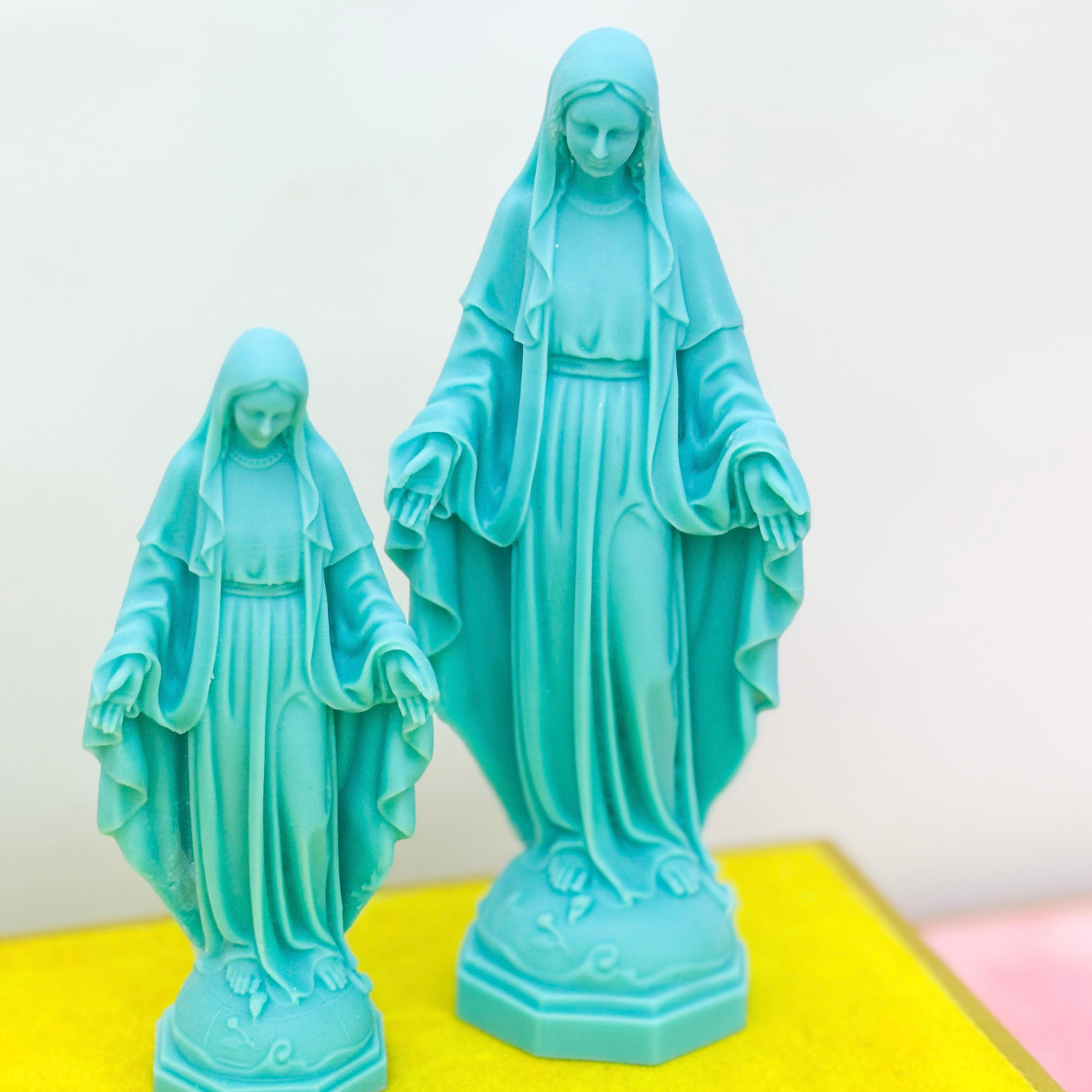 Matte Medium Mary Statue