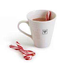 Load image into Gallery viewer, EDIBLE CINNAMON CANDY SPOONS