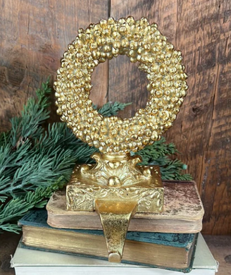 Antique Gold Wreath Resin Stocking Holder