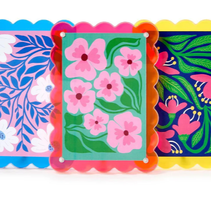 Acrylic Scalloped Frames