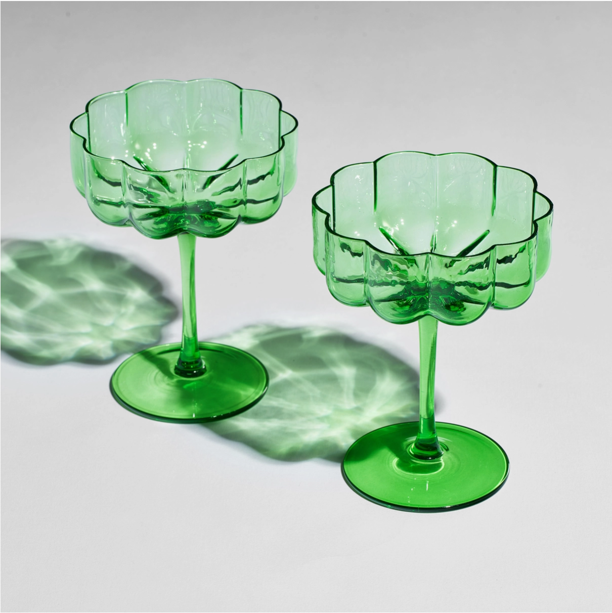 Green Wave Flower Cocktail Coupe