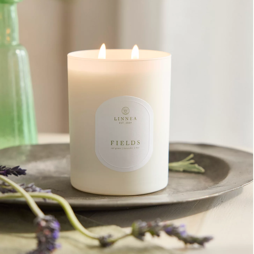 Linnea Large Candle