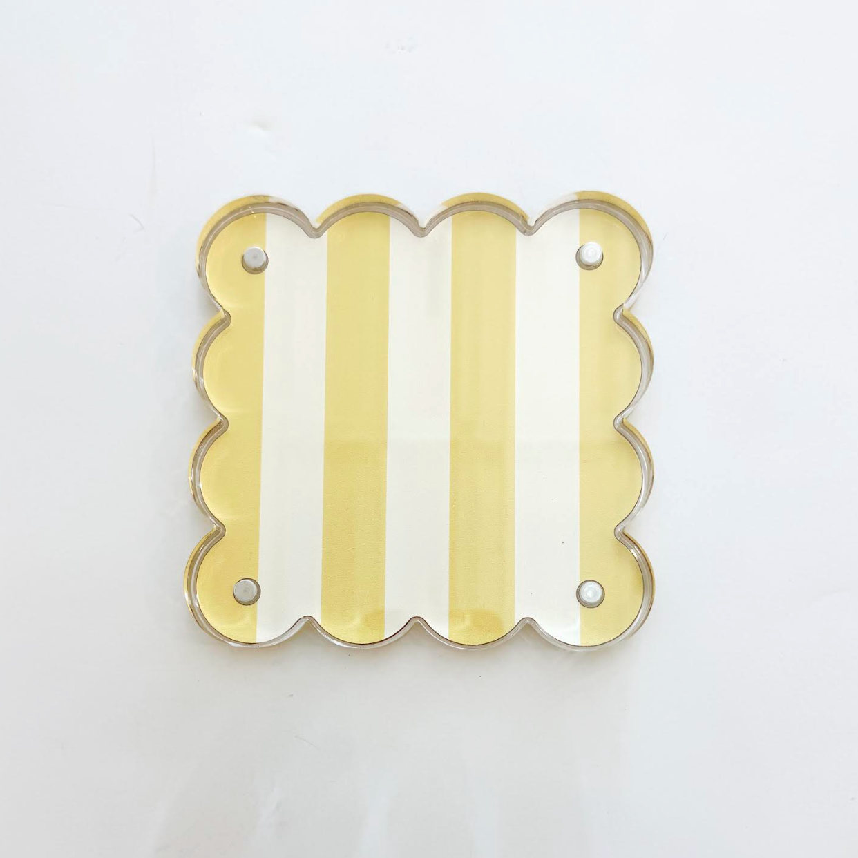 Acrylic Scalloped Frame