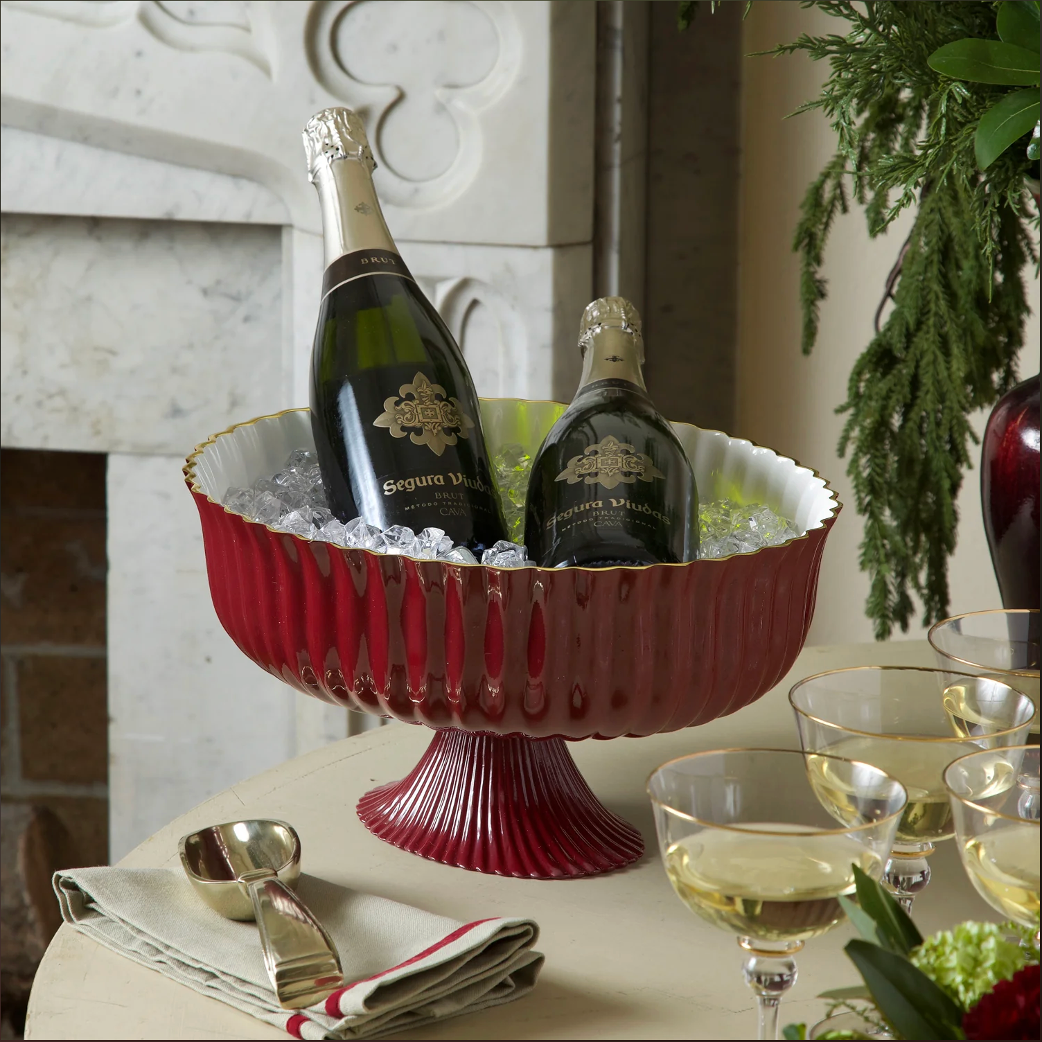 ENCANTO Vienna Large Centerpiece/Punch Bowl