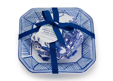 Blue Willow Sandlewood Soap with Tray