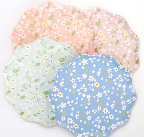 Ditsy Flower Dinner Plates